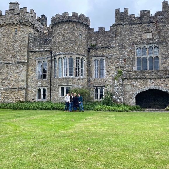 Meet your Posher, Crystal - Picture 4 of 6